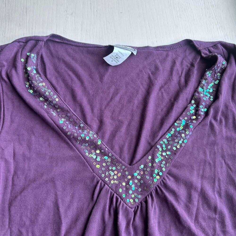 Vintage purple rave t shirt Medium Sequin Juniors top v neck‎ y2k retro